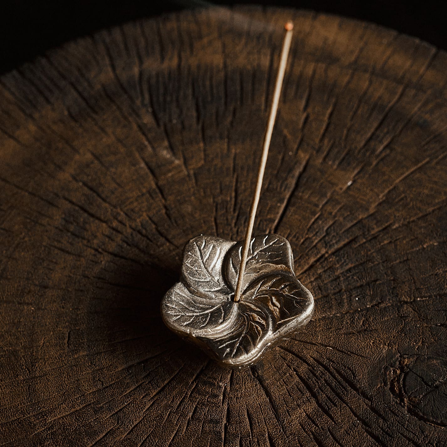 Incense sticks holder: Flower