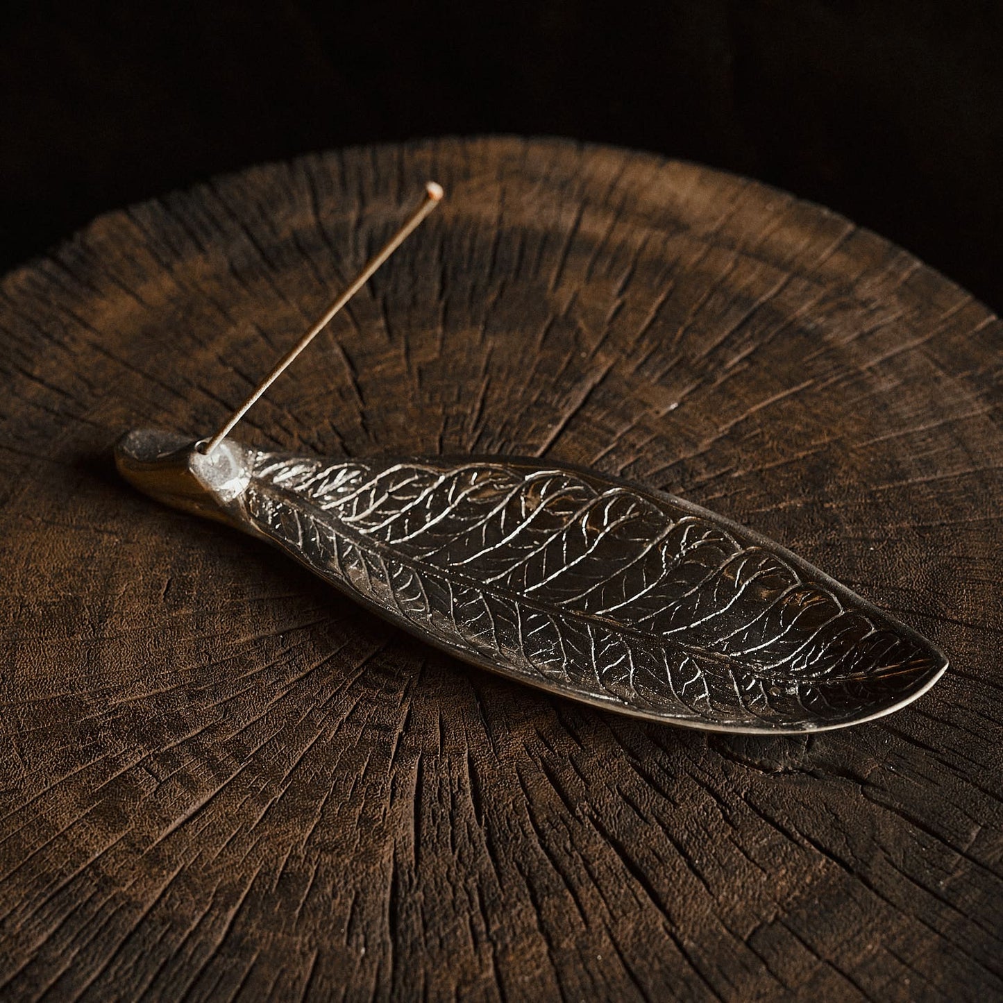 Incense sticks holder: Leaf